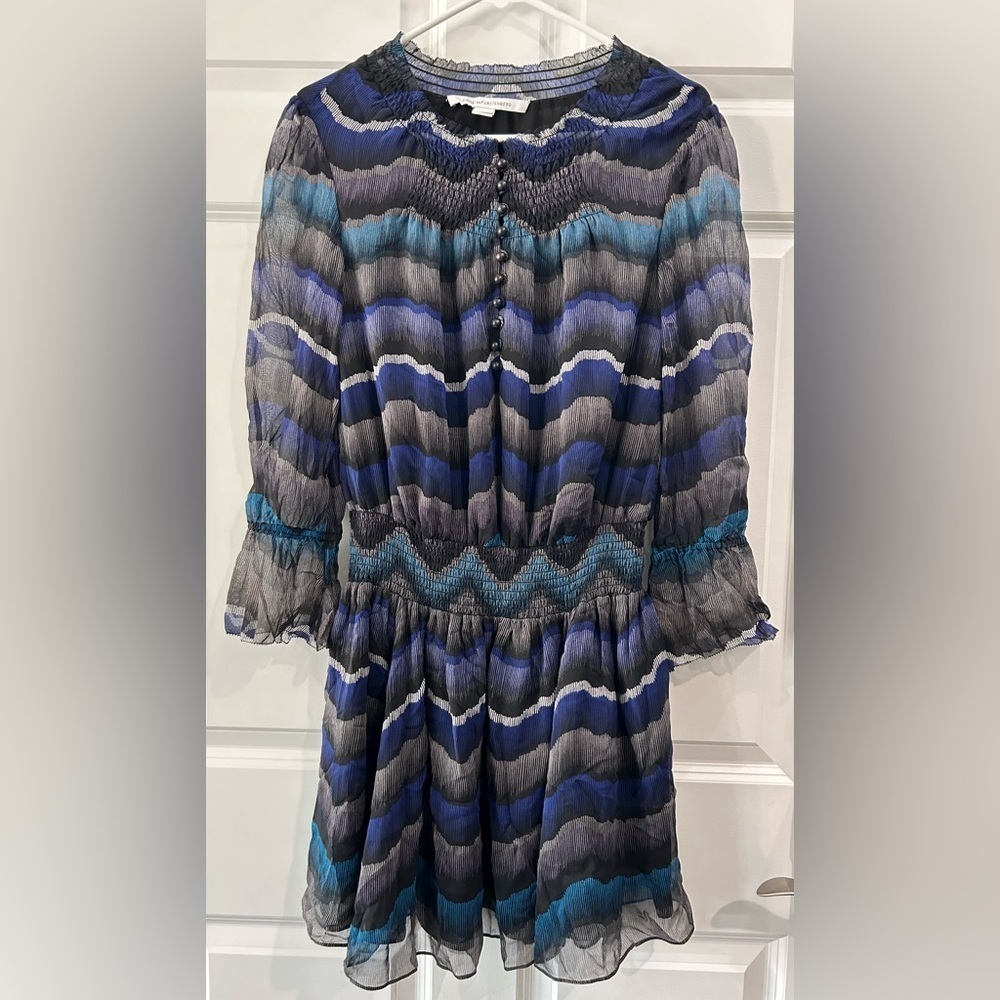 Diane Von Furstenberg Women's Sz 0 Kelley Smocked Chiffon Silk Peacock Dress DVF
